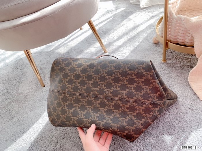 2020SS新作 Celine セリーヌ レディースショルダーバッグスーパーコピー