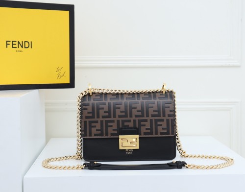 202103SS新作 FENDI フェンディ レディースショルダーバックスーパーコピー