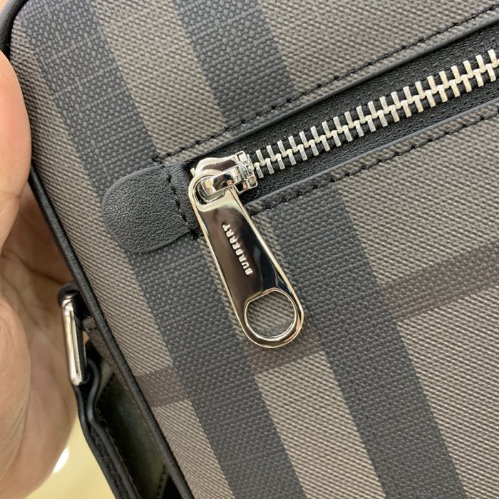 2020SS新作 Burberry バーバリー メンズ ショルダーバック スーパーコピー