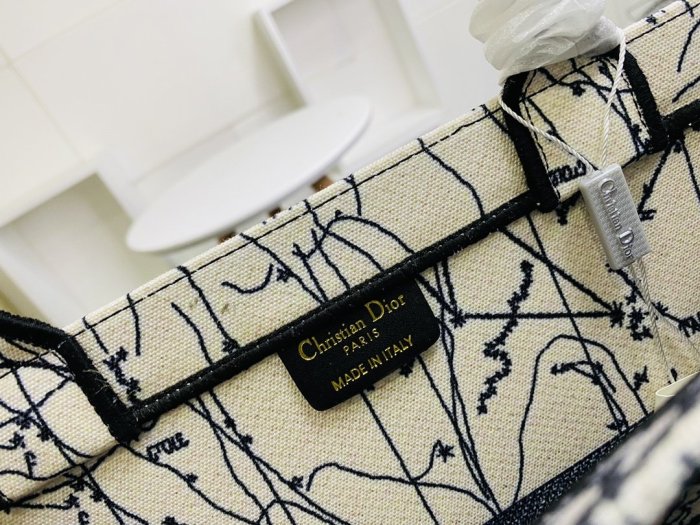 2021SS新作 Dior ディオール レディースハンドバックスーパーコピー