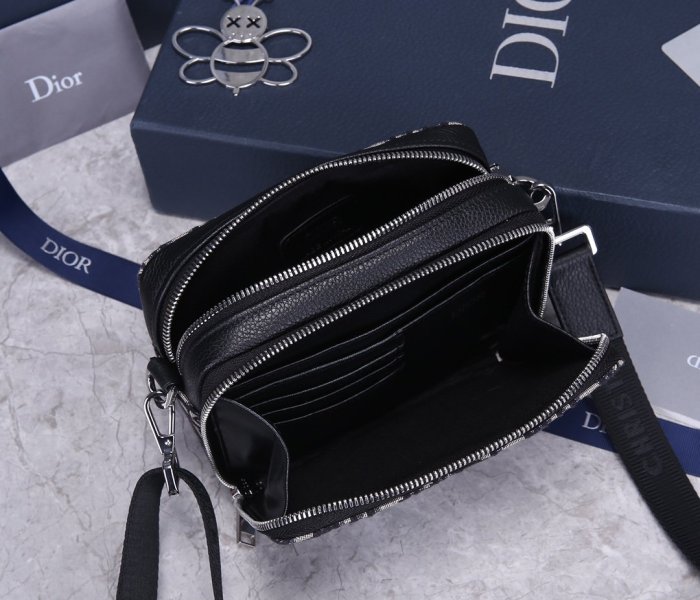 202103SS新作 Dior ディオール メンズ ショルダーバックスーパーコピー
