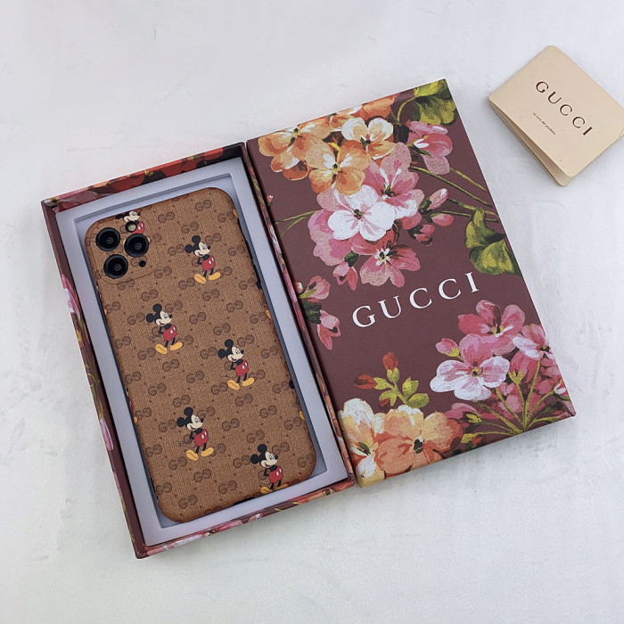グッチ/Gucci ケース最新全機種11 Pro/11/Xs Max/Xr/XS/iPhone7/7P/8/8P/ 2色