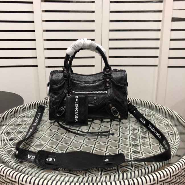 2020SS新作 Balenciaga バレンシアガ レディースショルダーバックスーパーコピー