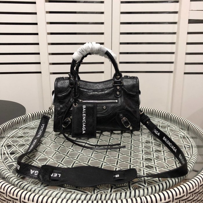 2020SS新作 Balenciaga バレンシアガ レディースショルダーバックスーパーコピー