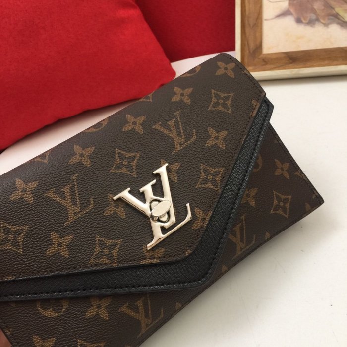 2021SS新作 Prada プラダ レディース ショルダーバックスーパーコピー