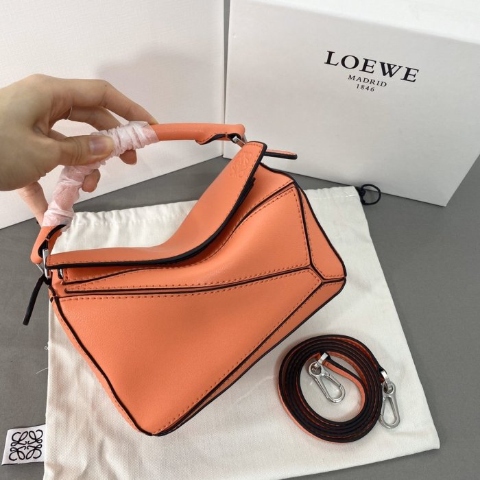 202106SS新作 LOEWE ロエベ レディース ショルダーバッグスーパーコピー