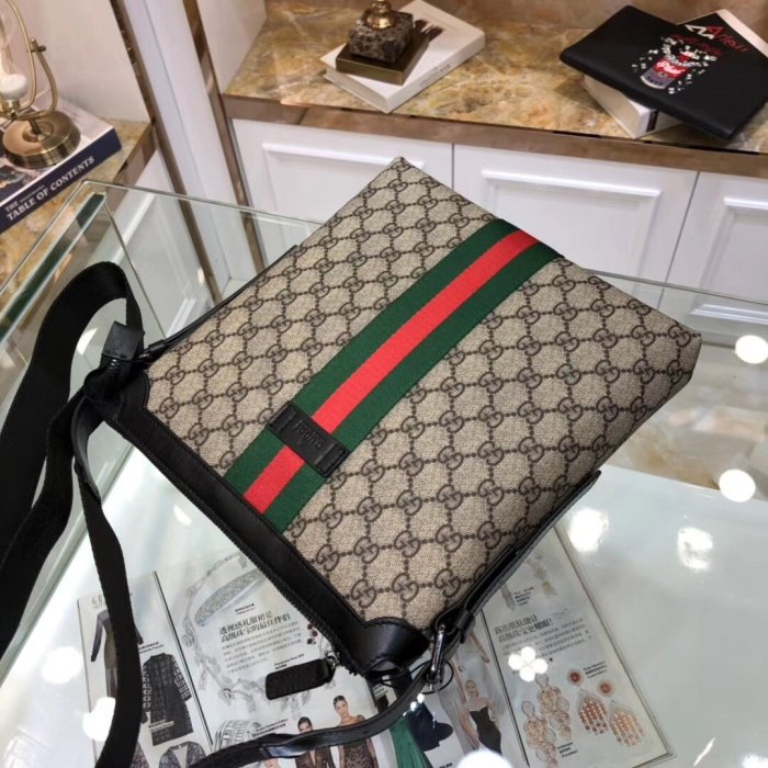 2021SS新作 Gucci グッチ メンズ ショルダーバックスーパーコピー