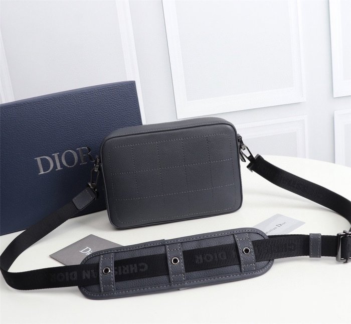 2021SS新作 Dior ディオール メンズ ショルダーバック スーパーコピー