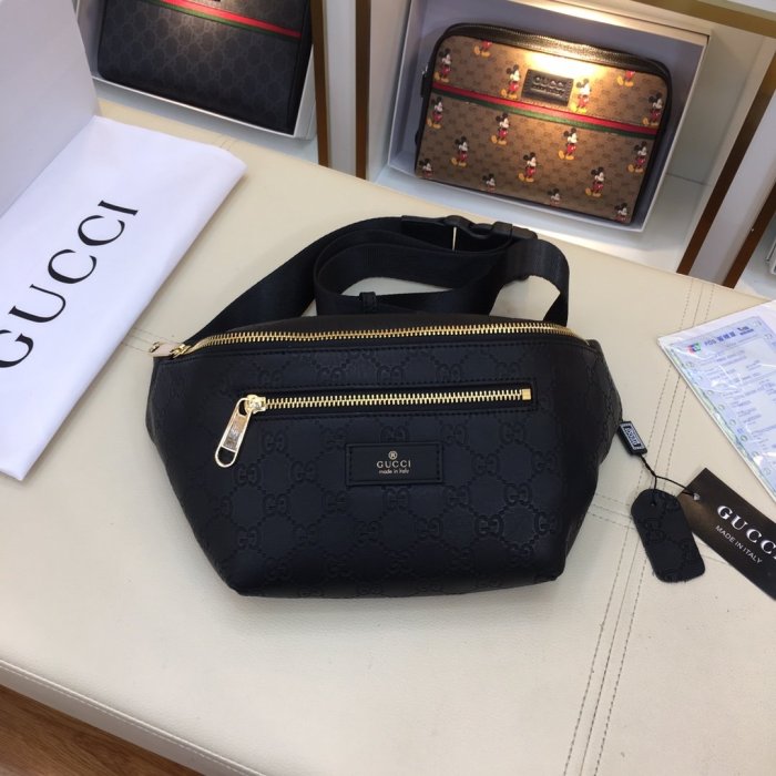 2021SS新作 Gucci グッチ メンズ ショルダーバックスーパーコピー