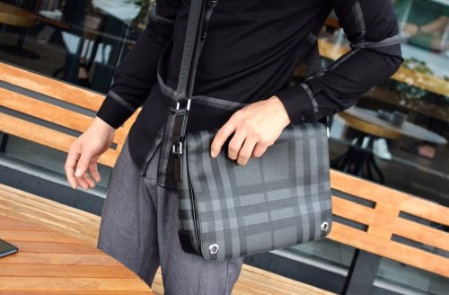 2020SS新作 Burberry バーバリー メンズ ショルダーバック スーパーコピー