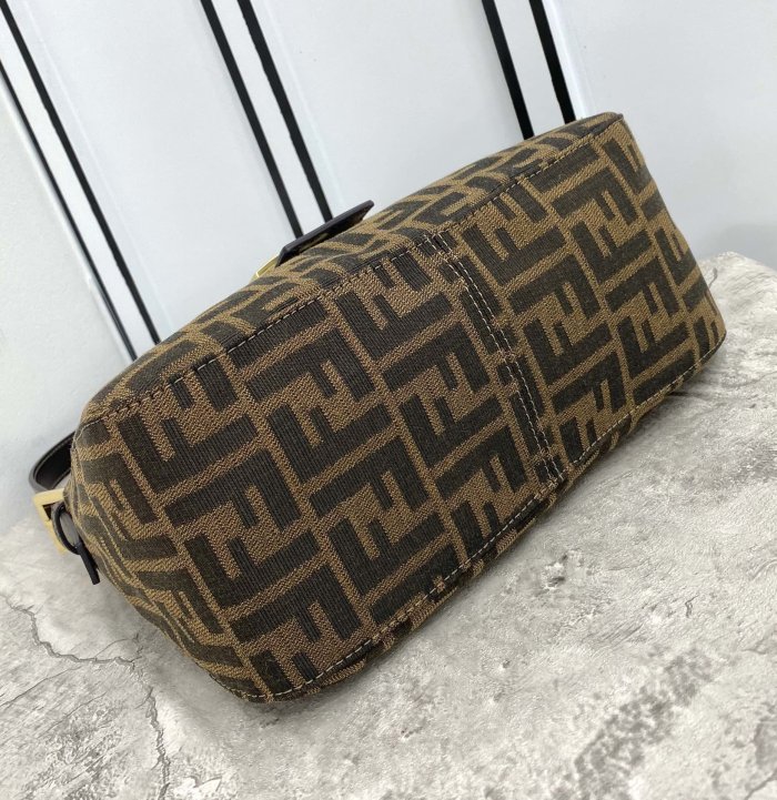 202103SS新作 FENDI フェンディ レディースショルダーバックスーパーコピー