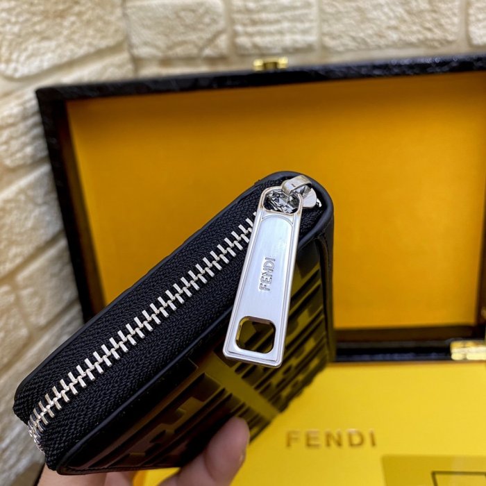2020SSフェンディ FENDI 新作通販長財布 スーパーコピー