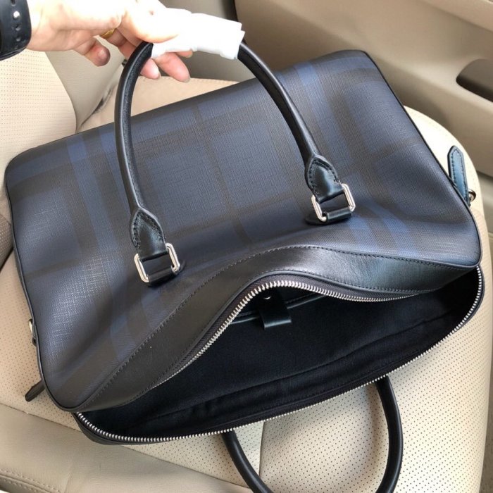 2021SS新作 Burberry バーバリー メンズ ハンドバックスーパーコピー