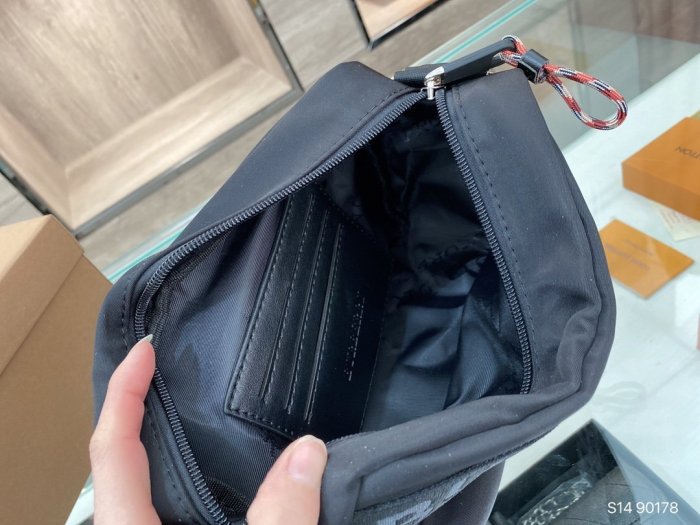 202103SS新作Burberryバーバリー レディース ショルダーバック スーパーコピー