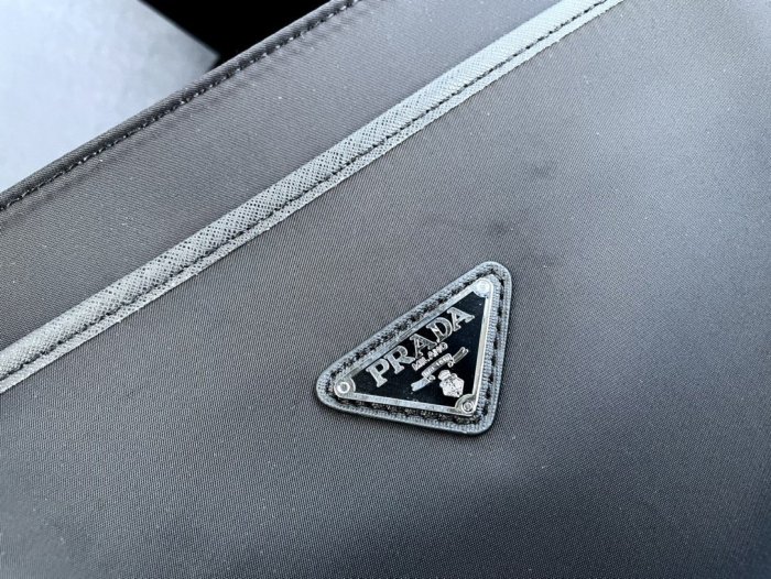 202105SS新作 Prada プラダ メンズハンドバックスーパーコピー