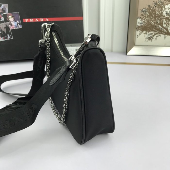 2021SS新作 Prada プラダ レディース ショルダーバックスーパーコピー