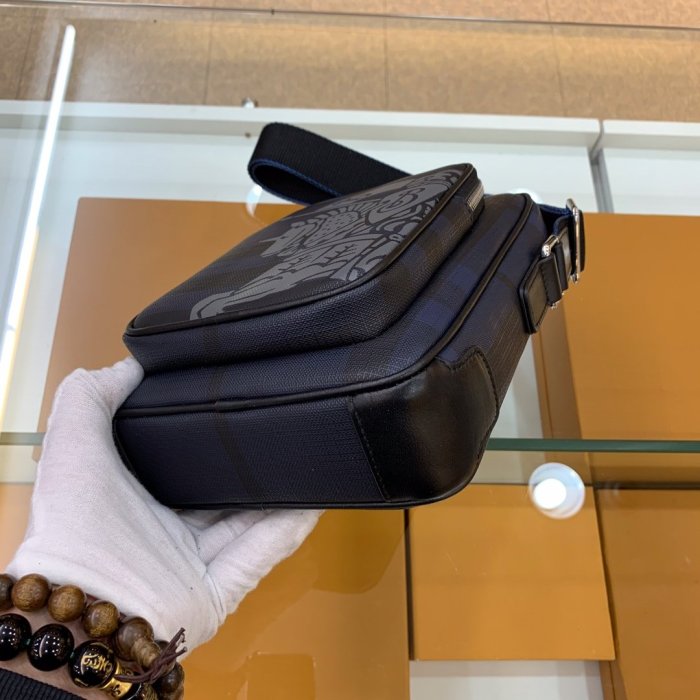 2020SS新作 Burberry バーバリー メンズ ショルダーバック スーパーコピー