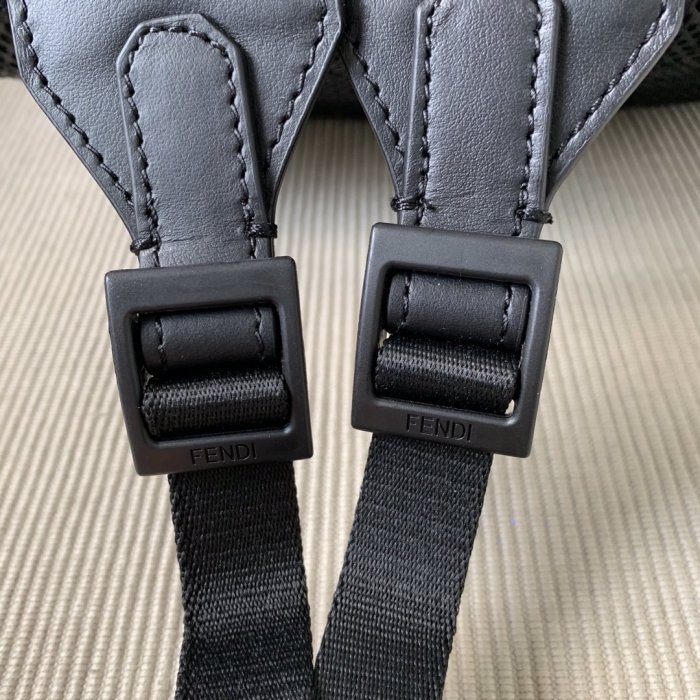 202105SS新作 FENDI フェンディ メンズ リュックバックスーパーコピー