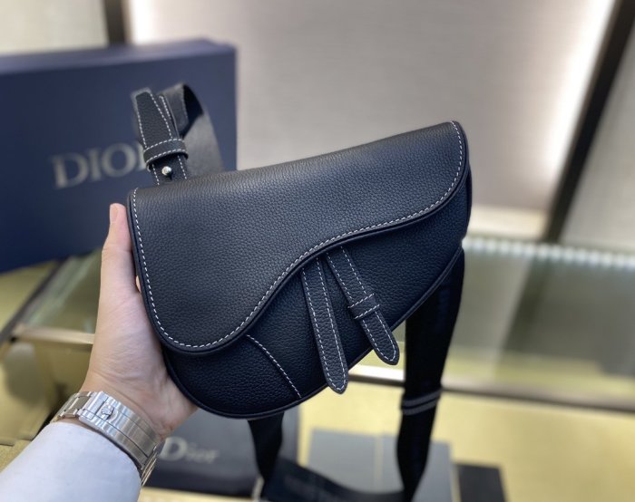 202103SS新作 Dior ディオール メンズ ショルダーバックスーパーコピー