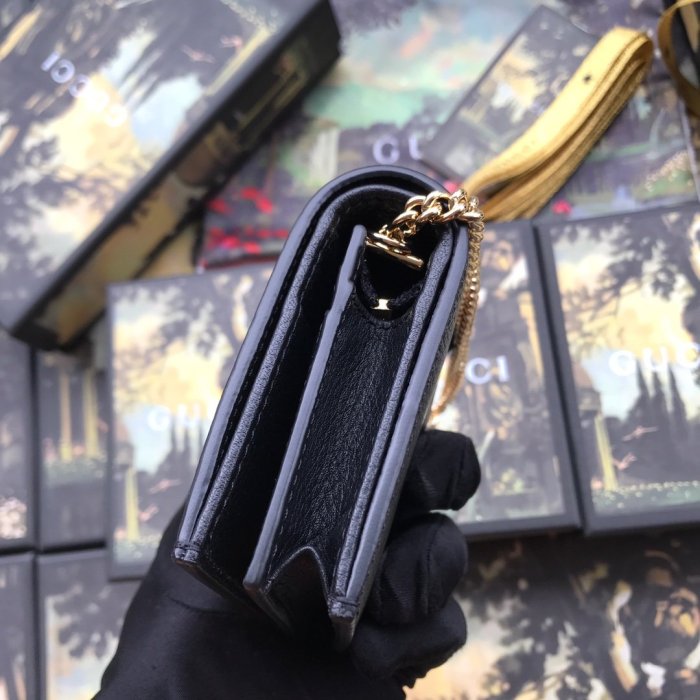 2021SS新作Gucci グッチ レディースショルダーバッグスーパーコピー