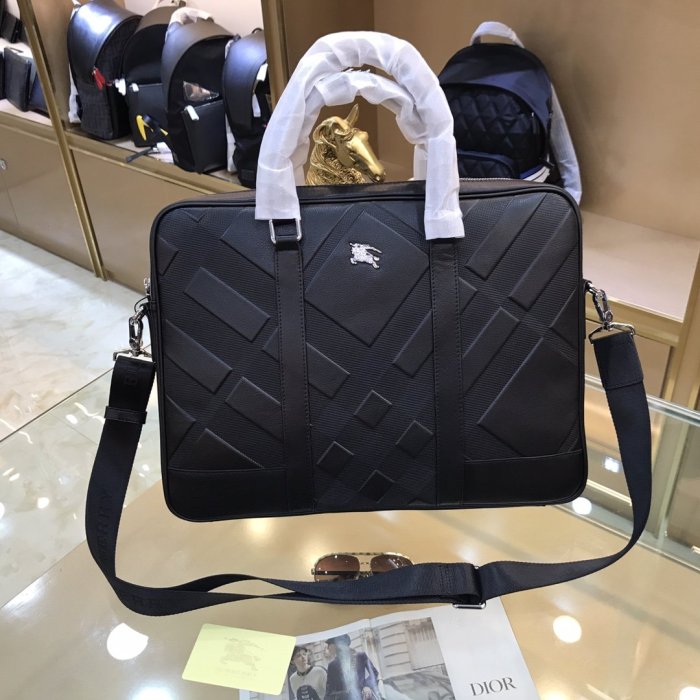 2020SS新作 Burberry バーバリー メンズ ハンドバックスーパーコピー