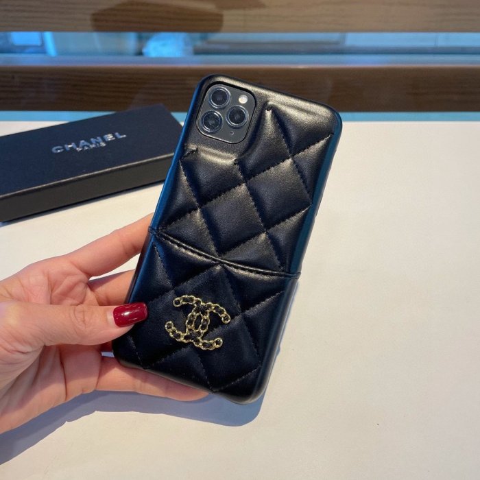 シャネル/Chanel ケース最新全機種11 Pro/11/Xs Max/Xr/XS/iPhone7/7P/8/8P/ iPhone12/ 3色