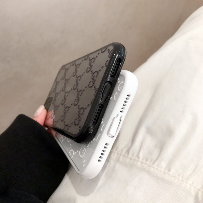 グッチ/Gucci ケース最新全機種11 Pro/11/Xs Max/Xr/XS/iPhone7/7P/8/8P/ 2色