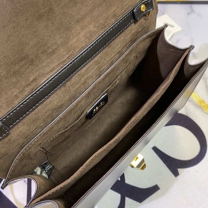 2020SS新作 FENDI フェンディ レディース ショルダーバック スーパーコピー