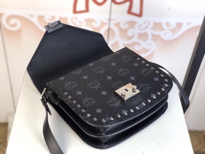 2020SS新作 MCM エムシーエム レディース ショルダーバック スーパーコピー