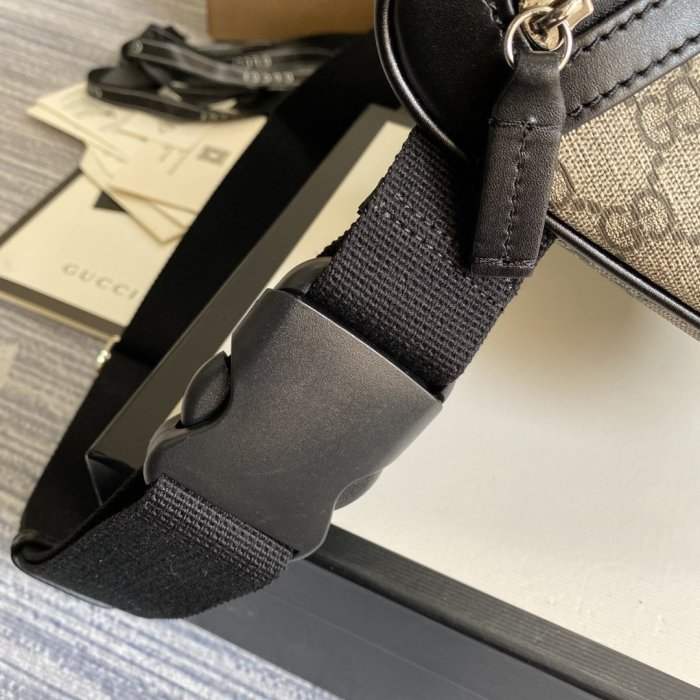 2021SS新作 Gucci グッチ メンズ ショルダーバックスーパーコピー