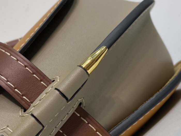 202106SS新作 LOEWE ロエベ レディース ショルダーバッグスーパーコピー
