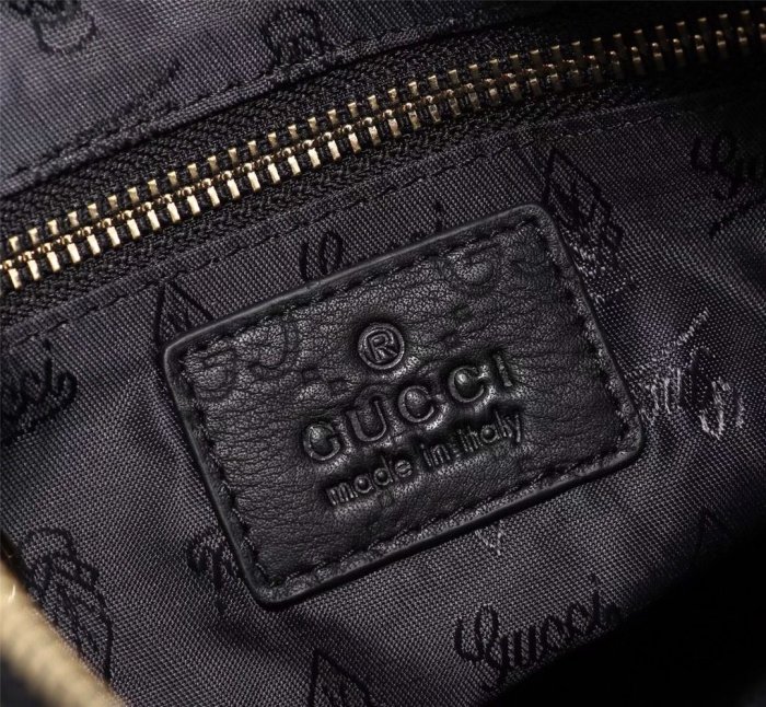 2020SS新作 Gucci グッチ メンズ ショルダーバックスーパーコピー