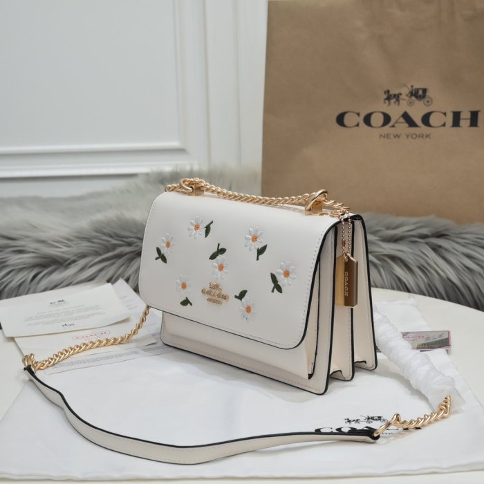202106SS新作 Coach コーチ レディース ショルダーバッグスーパーコピー