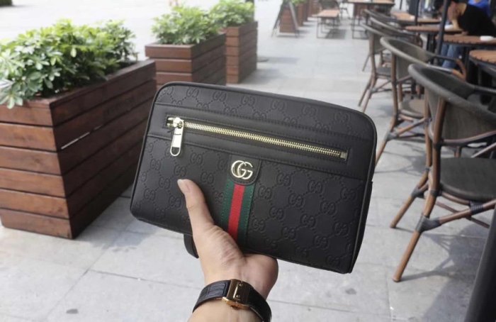 2020SS新作 Gucci グッチ メンズ ショルダーバックスーパーコピー