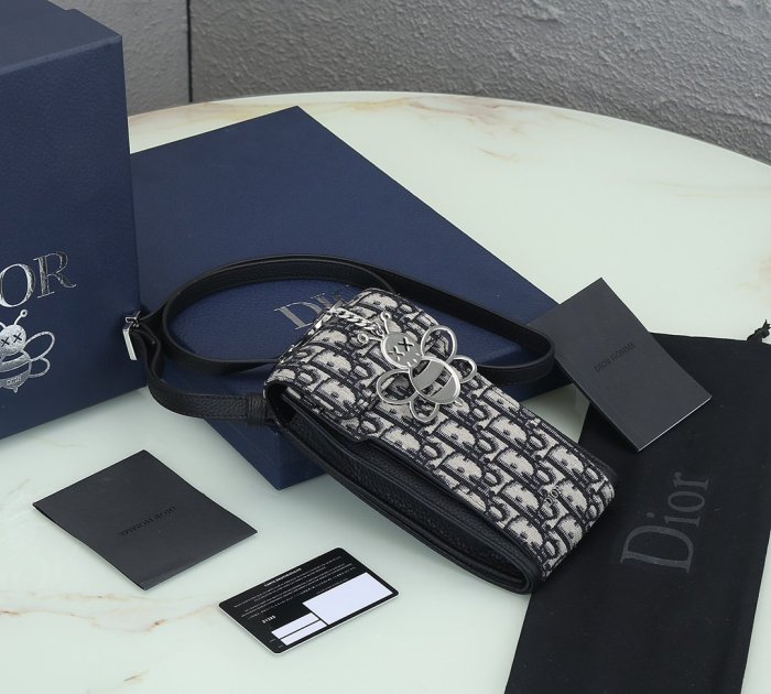 202103SS新作 Dior ディオール メンズ ショルダーバックスーパーコピー