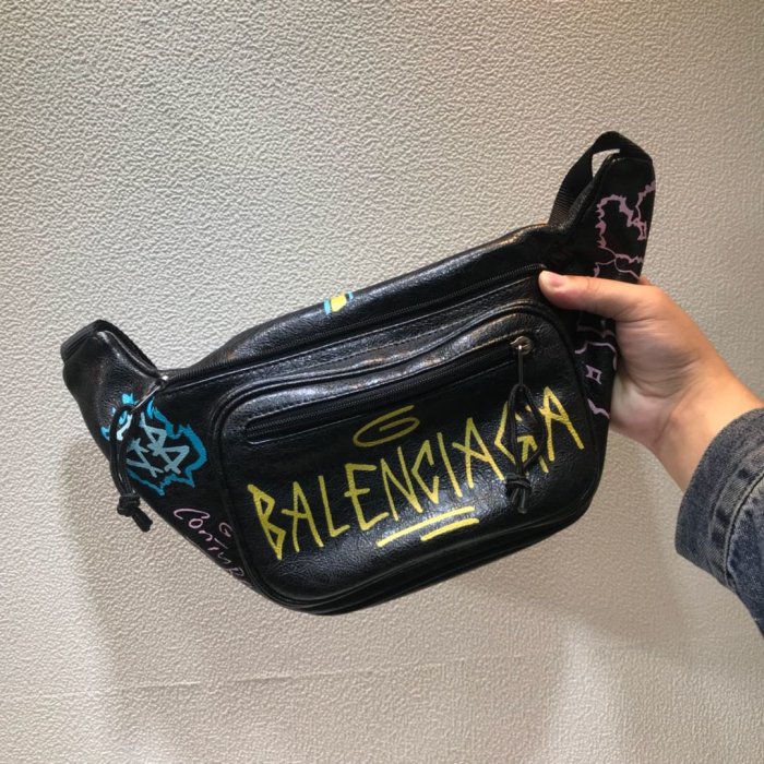 2020SS新作 Balenciaga バレンシアガ メンズ ショルダーバック スーパーコピー