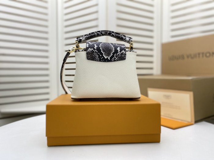 202103新作 Louis Vuitton ルイヴィトン ショルダーバッグスーパーコピー