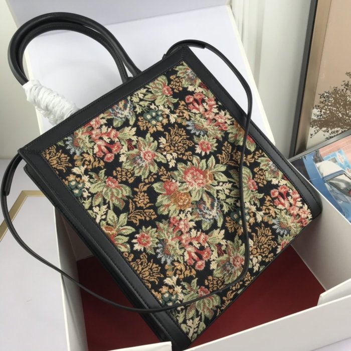 202103SS新作 Celine セリーヌ レディースショルダーバッグスーパーコピー