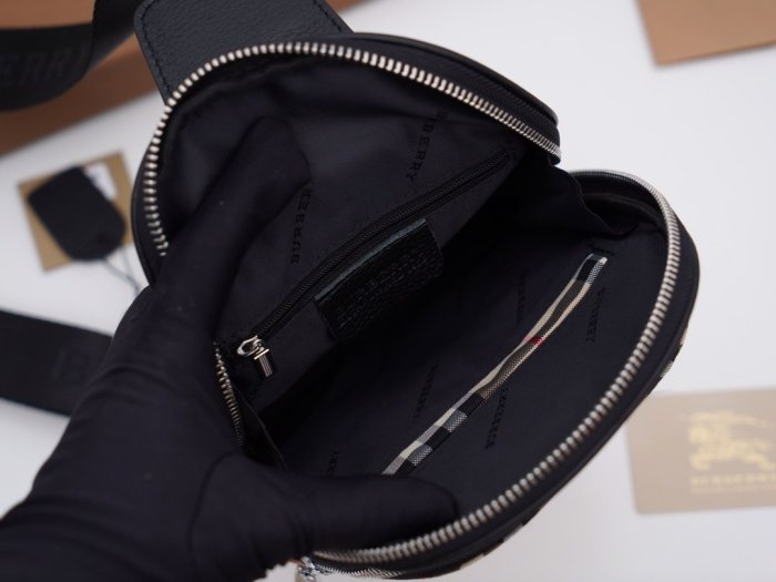 202103SS新作 Burberry バーバリー メンズ ショルダーバック スーパーコピー