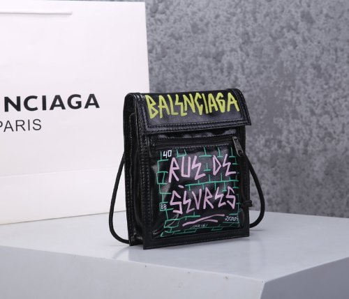 2020SS新作 Balenciaga バレンシアガ メンズ ショルダーバック スーパーコピー
