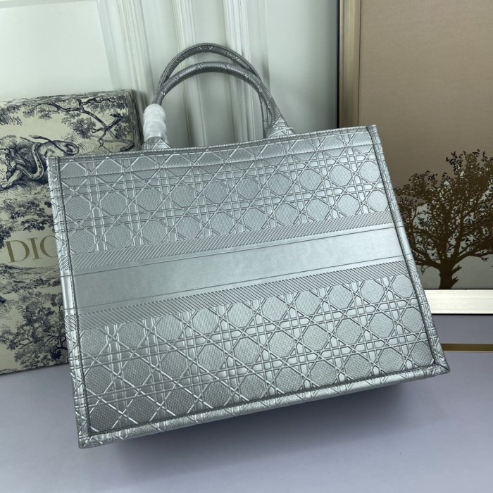 2020SS新作 Dior ディオール レディースハンドバックスーパーコピー