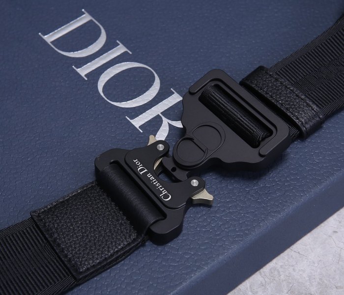 2021SS新作 Dior ディオール メンズ ショルダーバック スーパーコピー