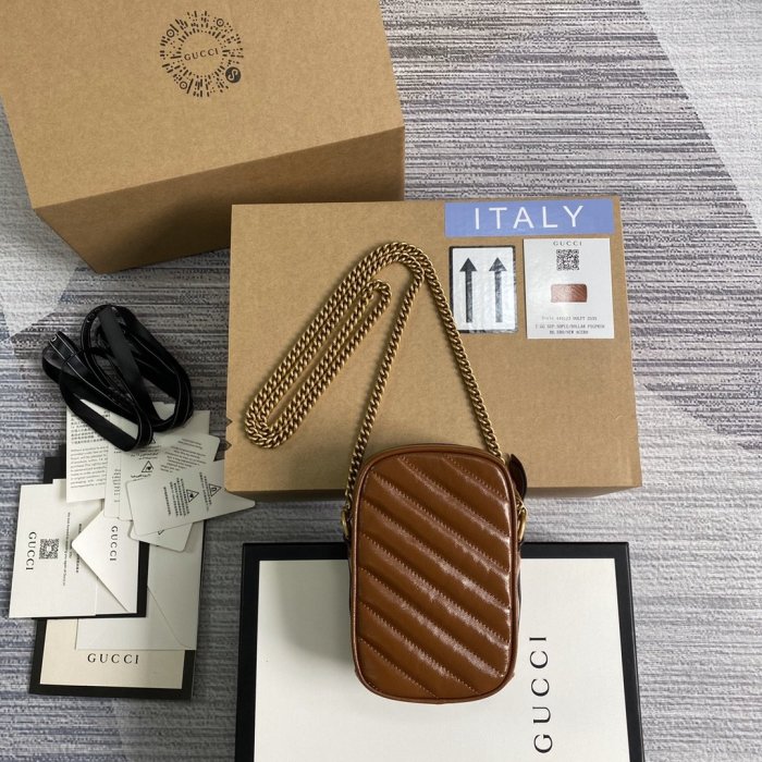 2021SS新作Gucci グッチ レディースショルダーバッグスーパーコピー