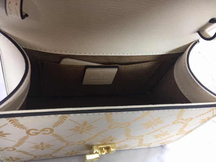 2021SS新作Gucci グッチ レディースショルダーバッグスーパーコピー