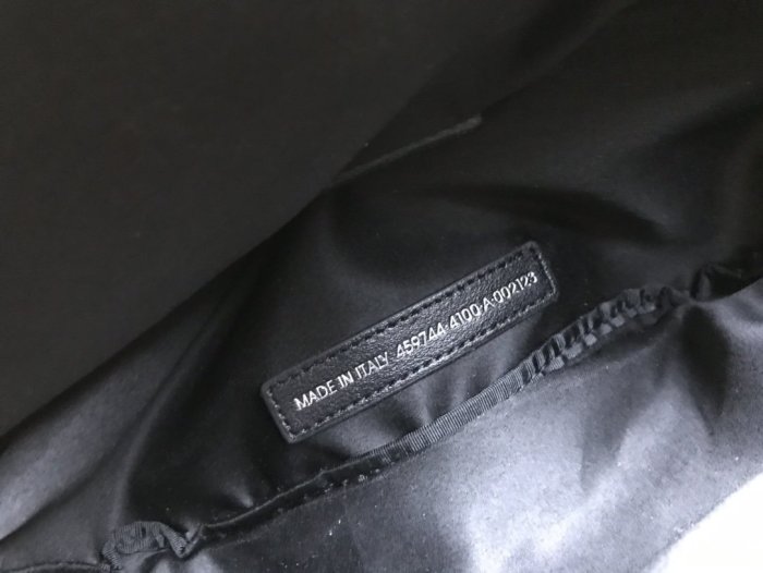 2020SS新作 Balenciaga バレンシアガ メンズ ショルダーバック スーパーコピー