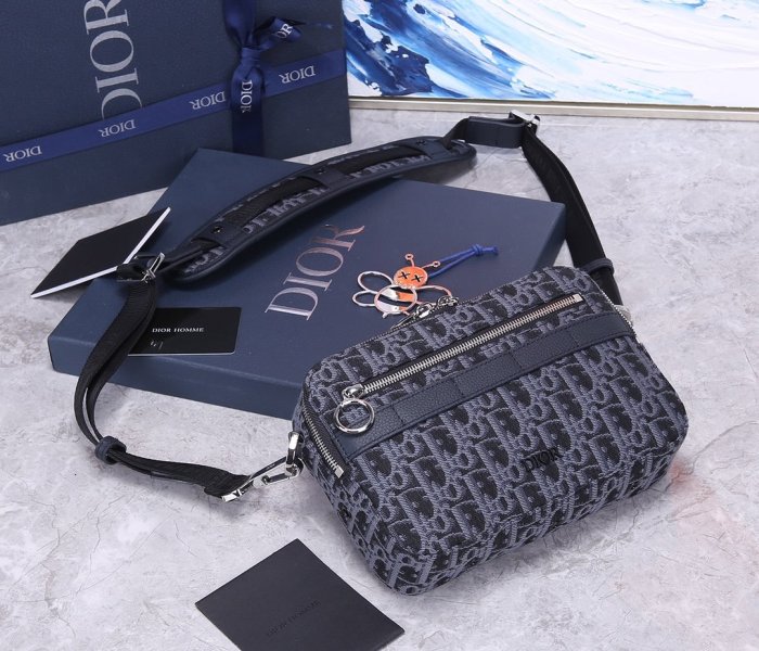 2021SS新作 Dior ディオール メンズ ショルダーバック スーパーコピー