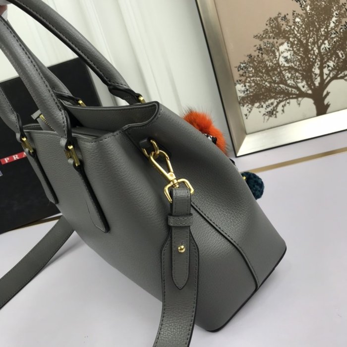 202103SS新作 Prada プラダ レディース ショルダーバックスーパーコピー