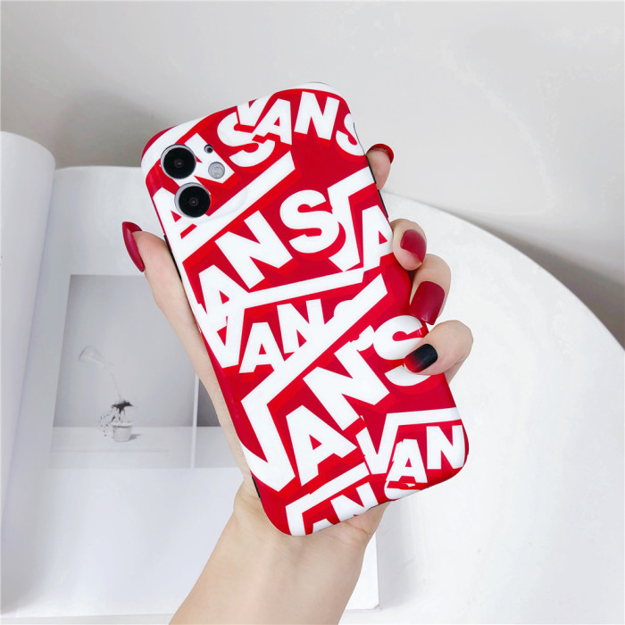 バンチ/VANS ケース最新全機種11 Pro/11/Xs Max/Xr/XS/iPhone7/7P/8/8P/ 4色