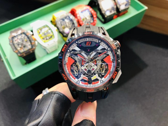 2020SS新作ROGER DUBUISロジェデュブイメンズ時計 スーパーコピー