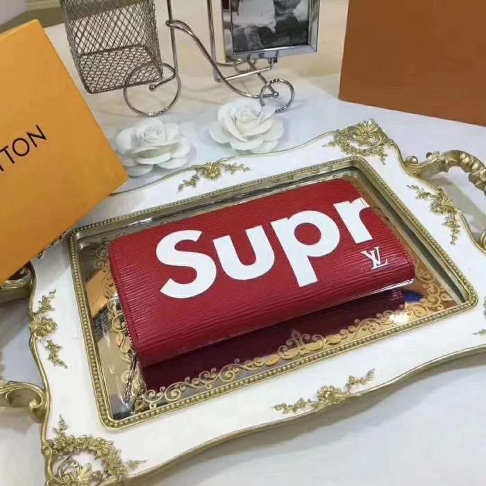 LOUIS VUITTON & Supreme 財布 2色